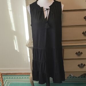 Max Studio Elegant Black Sleeveless Dress